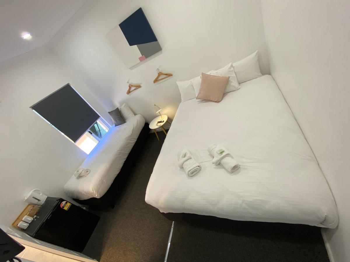 Central Motel มัดจี ภายนอก รูปภาพ