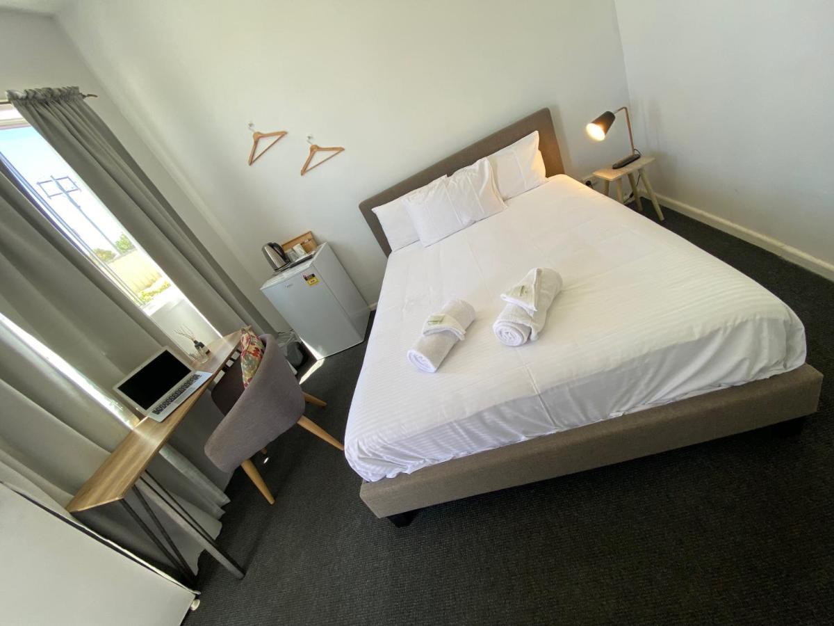 Central Motel มัดจี ภายนอก รูปภาพ