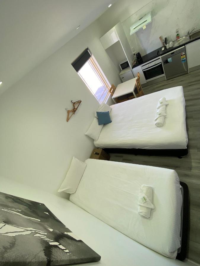 Central Motel มัดจี ภายนอก รูปภาพ